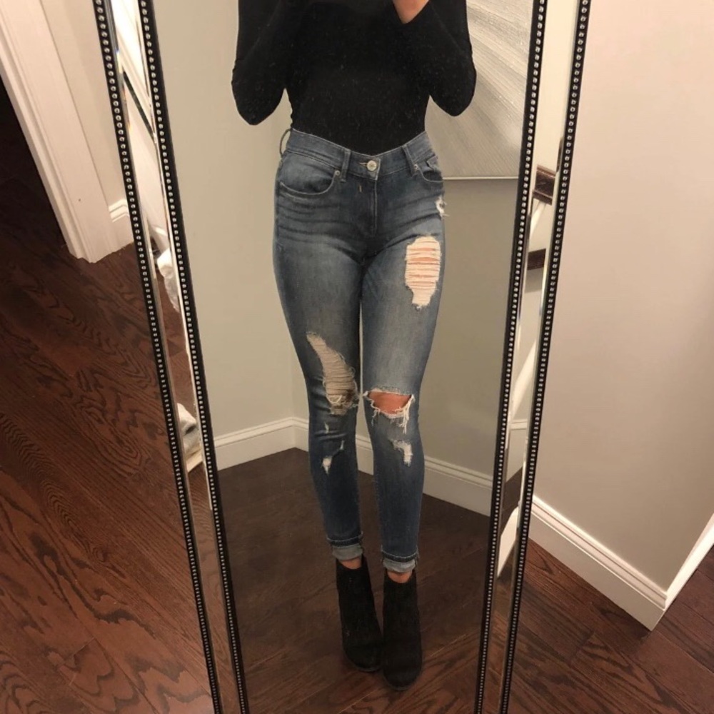 Express distressed jeans